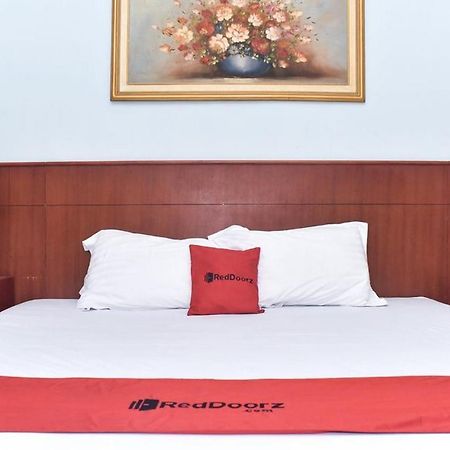 Hotel Reddoorz Near Kampung Warna Warni Malang Exteriér fotografie