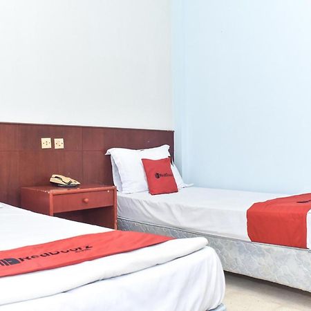 Hotel Reddoorz Near Kampung Warna Warni Malang Exteriér fotografie