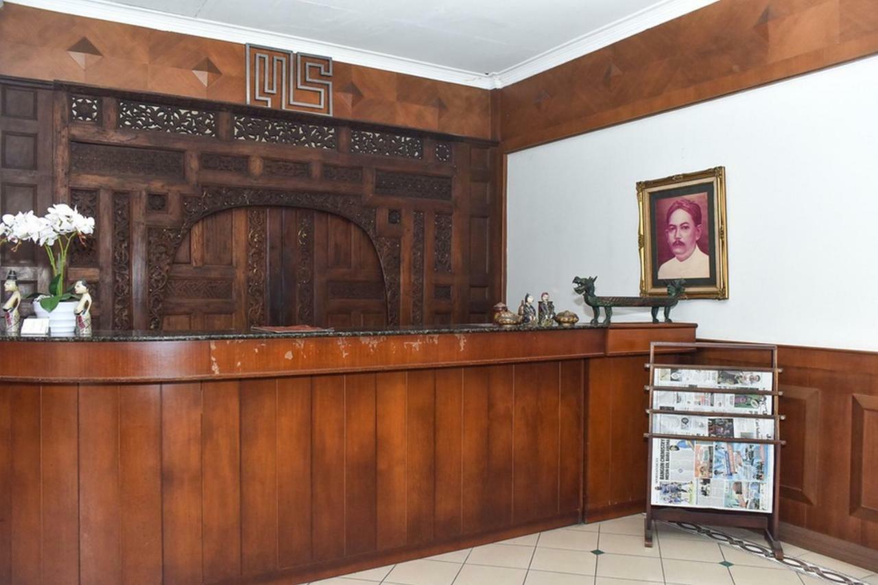 Hotel Reddoorz Near Kampung Warna Warni Malang Exteriér fotografie
